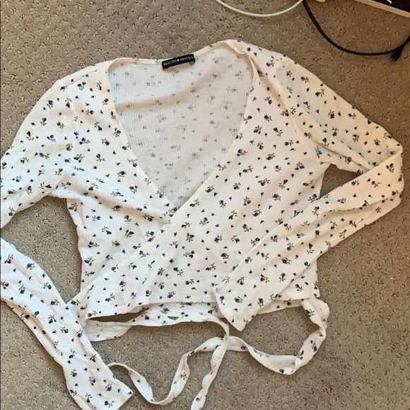 Unlisted Brandy! - Picture 7 of 8